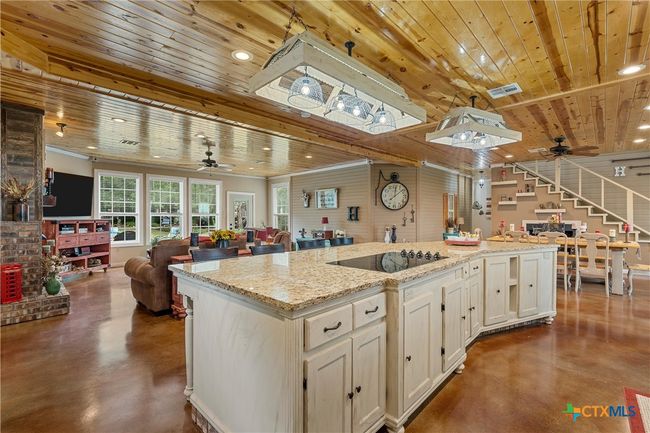 655 Hwy 236, Home with 3 bedrooms, 2 bathrooms and null parking in Moody TX | Image 9