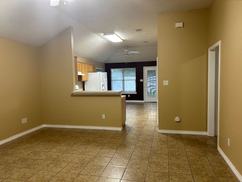 607 Plano Dr, College Station, TX, 77845-7324 | Card Image