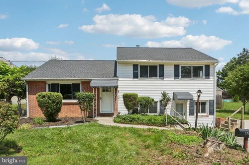 1 Russell Rd, NEW CASTLE, DE, 19720-2032 | Card Image