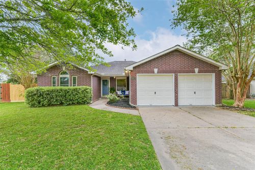 3425 Stevenwood Ln, Alvin, TX, 77511-7067 | Card Image