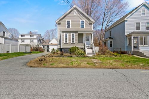 6 Rockingham St, Exeter, NH, 03833-2012 | Card Image