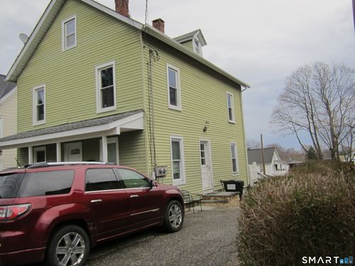 15 Mallory St, Danbury, CT, 06810-5407 | Card Image