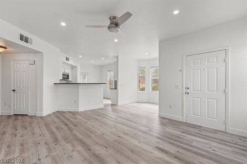 unit-1154-9975 Peace Way, Las Vegas, NV, 89147-8439 | Card Image