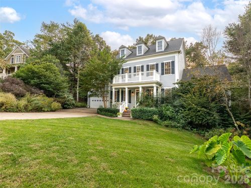 36 White Ash Dr, Asheville, NC, 28803-2491 | Card Image