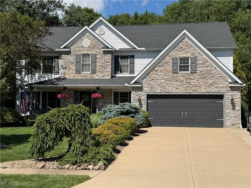 3842 Kippford Cir Nw, Green, OH, 44685-6329 | Card Image