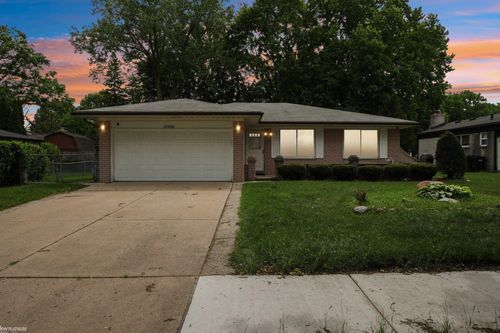 37266 Tamarack Drive, Sterling Heights, MI, 48310 | Card Image