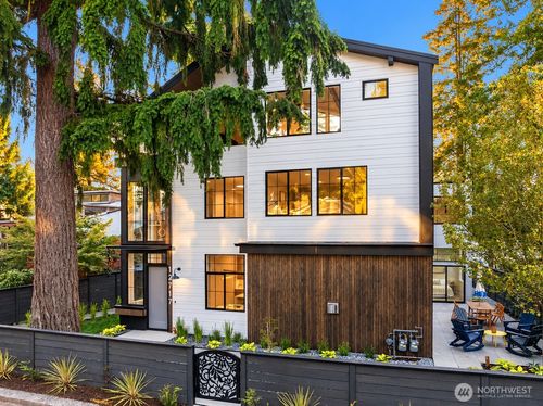 12717 4th Ave Nw, Seattle, WA, 98177-4227 | Card Image