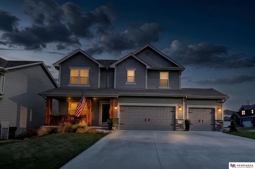 21356 H Street, Omaha, NE, 68022 | Card Image