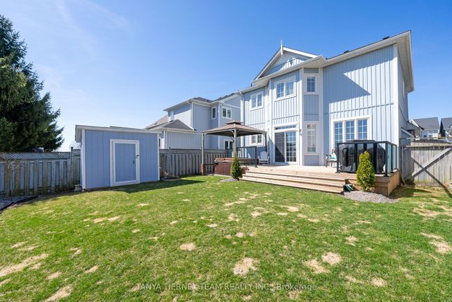 23 Bexley Cres, House other with 4 bedrooms, 3 bathrooms and 2 parking in Whitby ON | Image 35