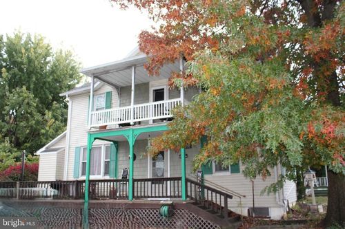 23 S Moore St, Elizabethville, PA, 17023-8479 | Card Image