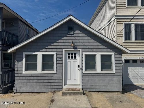 2-169 1st Ave, Manasquan, NJ, 08736-3353 | Card Image