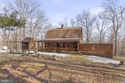 46 Woodview Rd, BIGLERVILLE, PA, 17307-9668 | Card Image