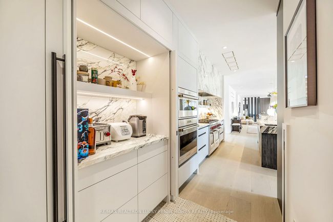 2 Allen Manor, House other with 5 bedrooms, 7 bathrooms and 24 parking in Markham ON | Image 14