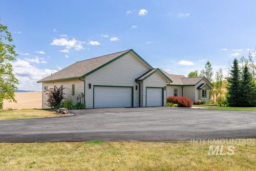 3020 Cameron Rd, Moscow, ID, 83843-5033 | Card Image