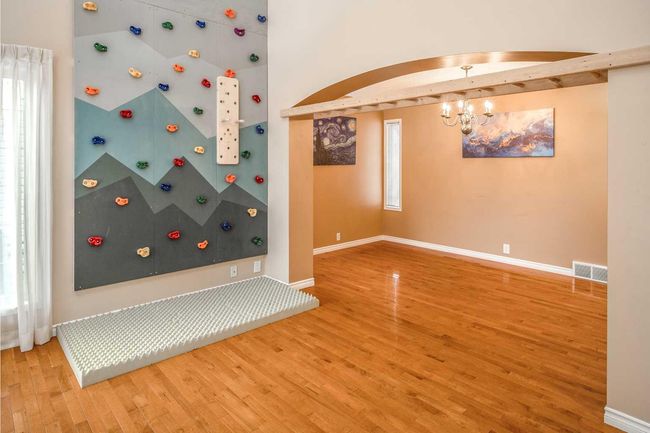 69 Millview Pk Sw, House other with 5 bedrooms, 4 bathrooms and 4 parking in Calgary AB | Image 15