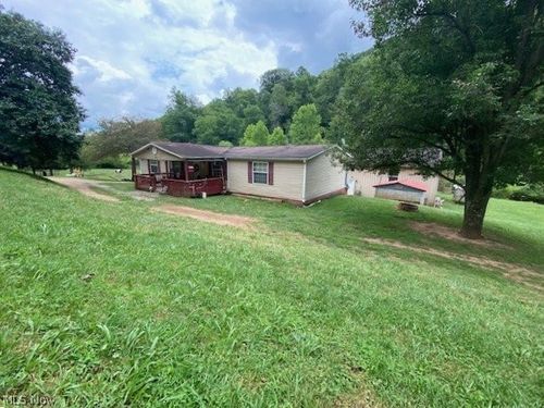 946 Missouri Frk, Spencer, WV, 25276-9076 | Card Image