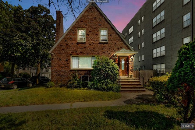 Harrison St, East Orange, NJ 07018