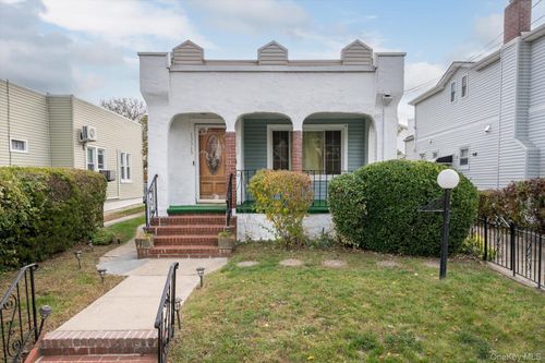 13315 231st St, Laurelton, NY, 11413-2121 | Card Image