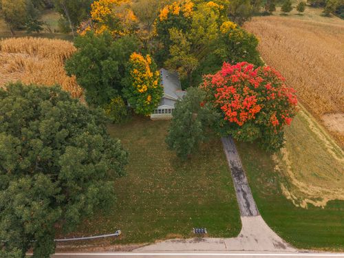 15895 Old Colonial Road, Bloomington, IL, 61705 | Card Image