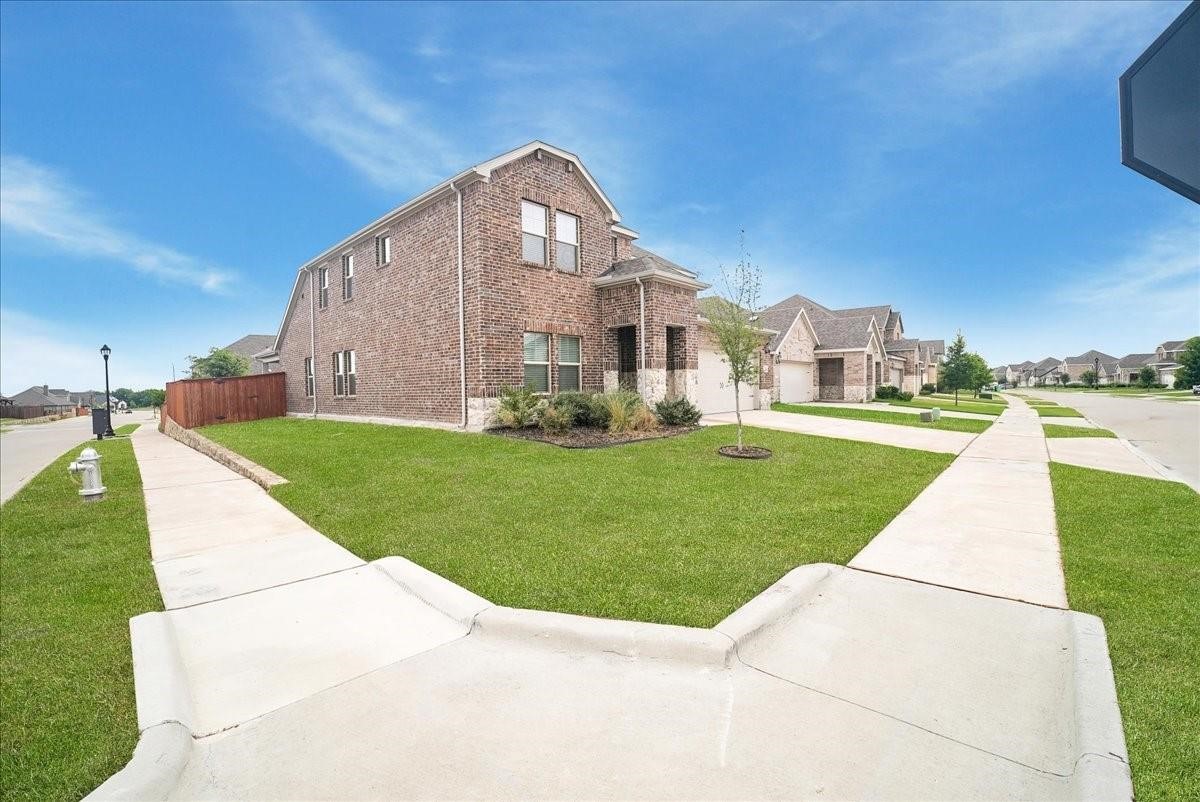 Residential Lease in Haslet 3