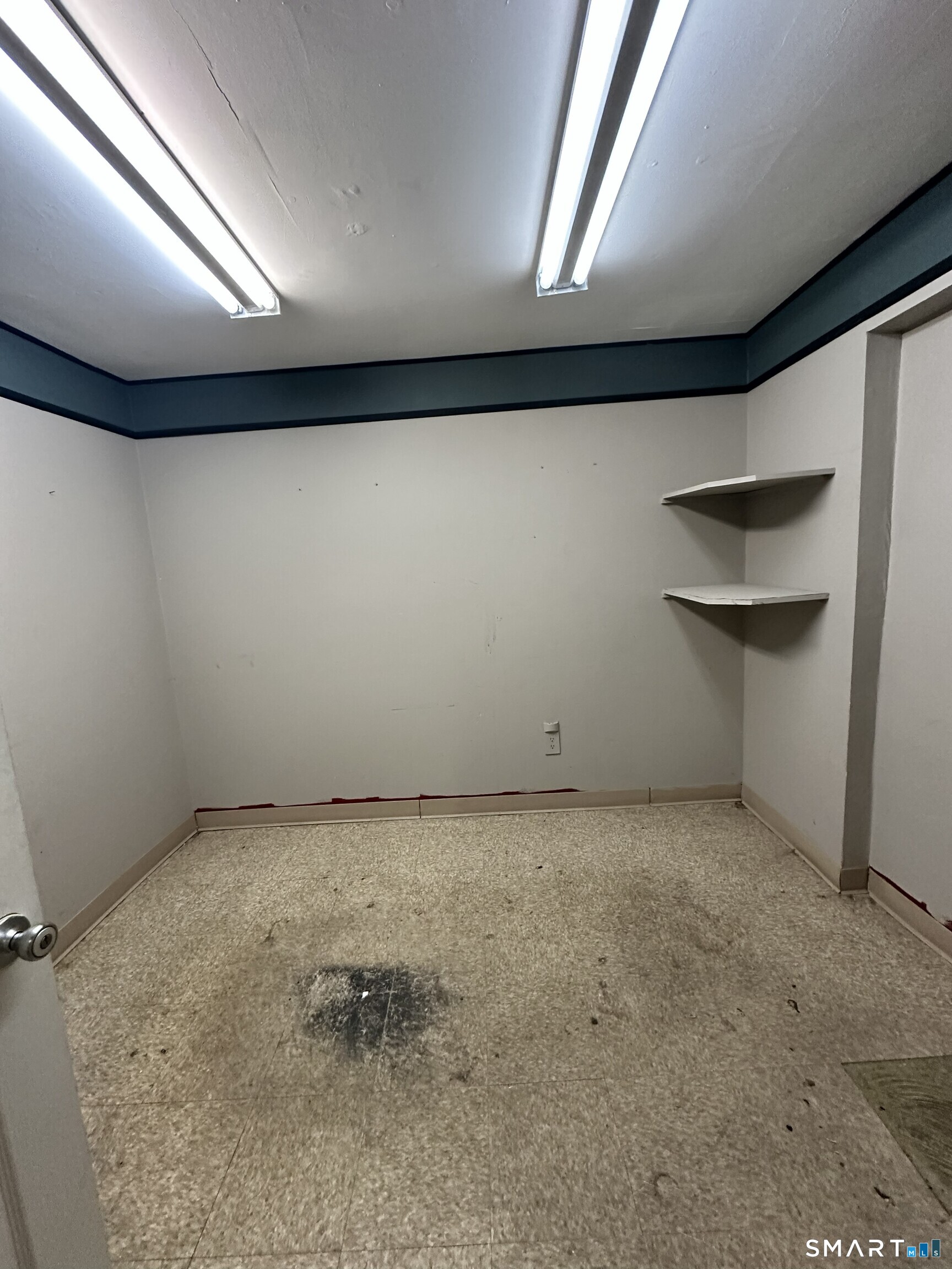 Commercial Lease in Griswold 5