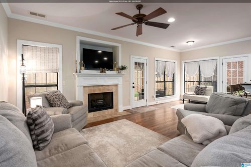 340 Amber Ln, HOOVER, AL, 35226-2101 | Card Image