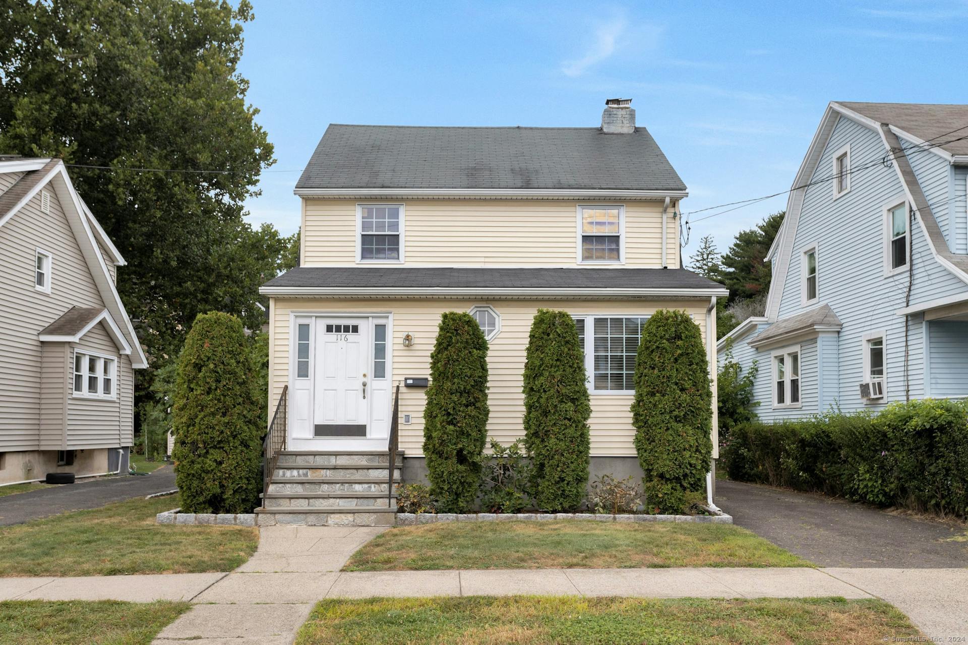 Culloden Rd, Stamford, CT 06902