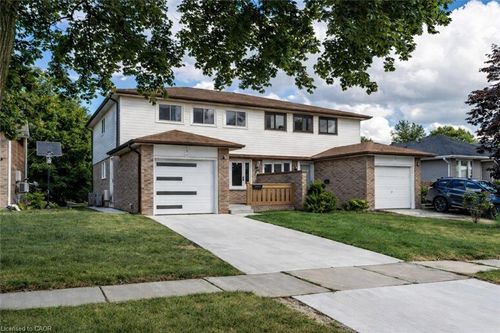 upper-384 Westwood Dr, Kitchener, ON, N2M2L6 | Card Image