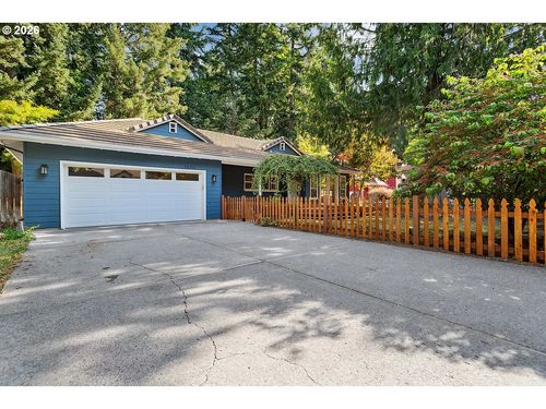 68315 E Twinberry Loop, Welches, OR, 97067-7701 | Card Image