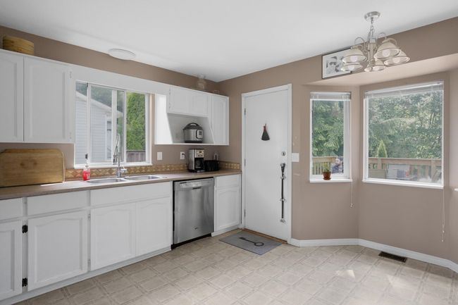 34874 High Dr, House other with 4 bedrooms, 3 bathrooms and 8 parking in Abbotsford BC | Image 10