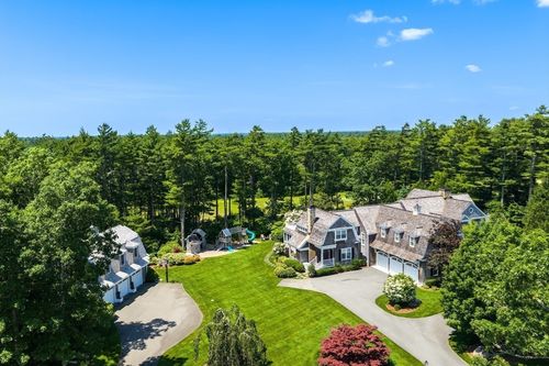 9 High Ridge Dr, Mattapoisett, MA, 02739-1662 | Card Image