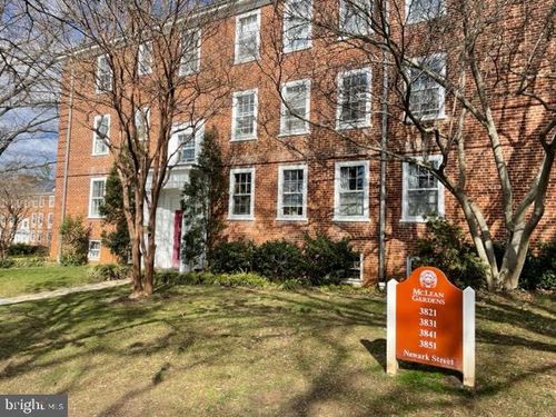 apt-d454-3841 Newark St Nw, WASHINGTON, DC, 20016-3025 | Card Image