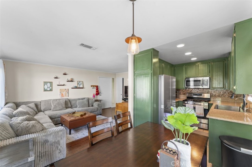 Residential in Canyon Country 4