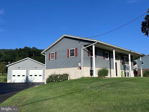 523 Buchanan Trl, Mc Connellsburg, PA, 17233-8225 | Card Image