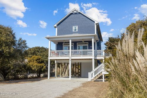 10522 Island Cir, Emerald Isle, NC, 28594-2121 | Card Image