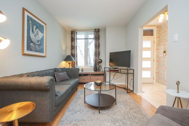 239 York St, House attached with 3 bedrooms, 2 bathrooms and 1 parking in Ottawa ON | Image 9