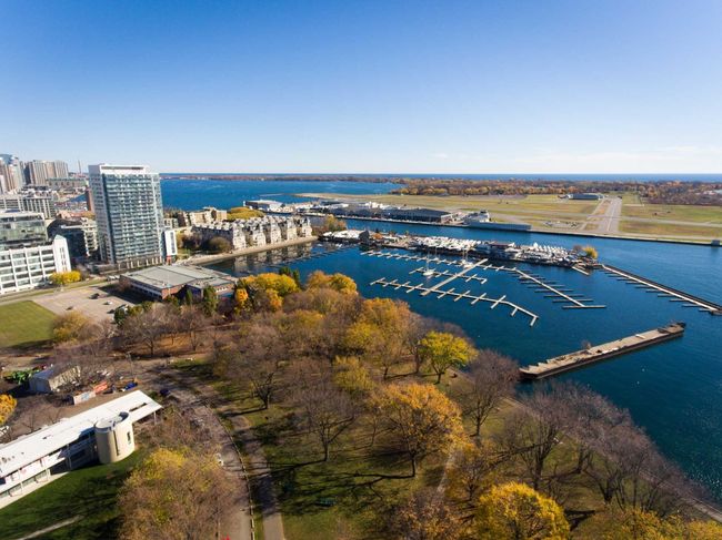 810 - 35 Bastion St, Condo with 2 bedrooms, 2 bathrooms and 2 parking in Toronto ON | Image 25