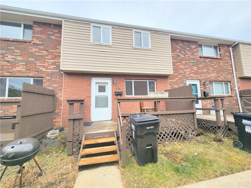 442 Brierly Ln, West Mifflin, PA, 15122-1210 | Card Image