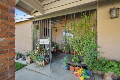 27795 Avenue 146, Home with 2 bedrooms, 1 bathrooms and null parking in Porterville CA | Image 2