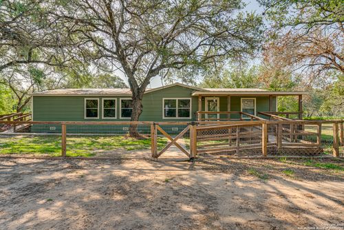204 County Road 7725, Natalia, TX, 78059-2080 | Card Image