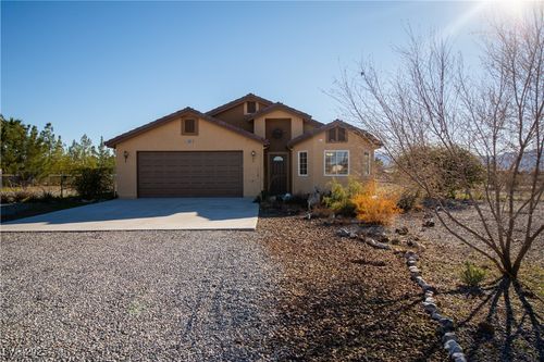 1051 Rockaway Ln, Pahrump, NV, 89048-9193 | Card Image