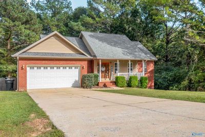 3465 Berkley Hills Drive E, House other with 3 bedrooms, 2 bathrooms and null parking in Southside AL | Image 3