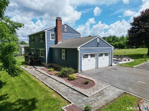 277 Chestnut Land Rd, New Milford, CT, 06776-2524 | Card Image