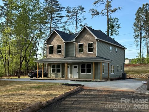 5536 & 5538 Wrenn Drive, Denver, NC, 28037 | Card Image