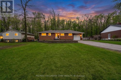 30 Jodies Lane, Springwater (Midhurst), ON, L0L1X1 | Card Image