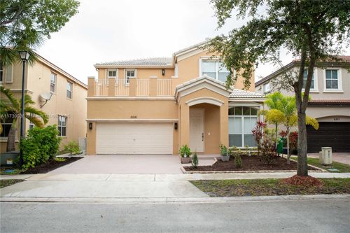 5241 Sw 155th Ave, Miramar, FL, 33027-5625 | Card Image