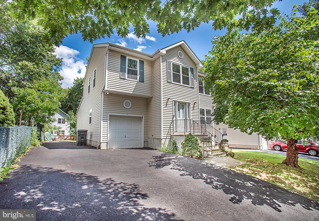 9th Ave, Highland Park, NJ 08904