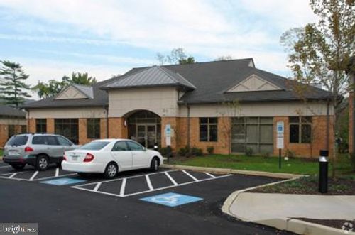 12b-780 W Lincoln Hwy, EXTON, PA, 19341-2547 | Card Image