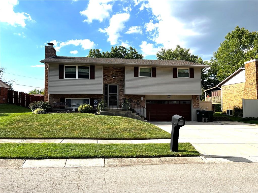 Greenport Dr, Dayton, OH 45449
