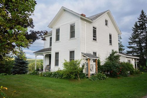 31 Amerio Rd, Poultney, VT, 05764-9518 | Card Image